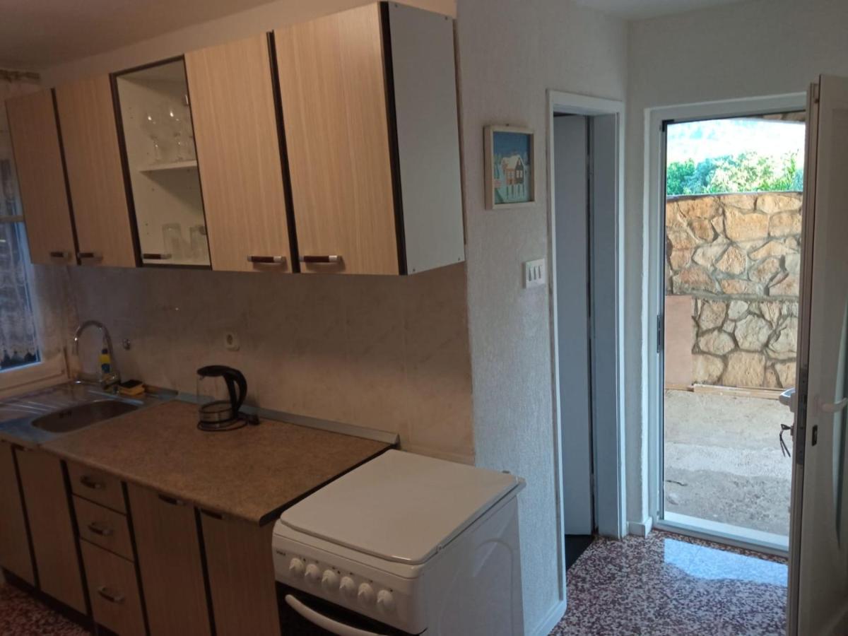 Guesthouse Eljuga Family Stari Grad  Exterior foto